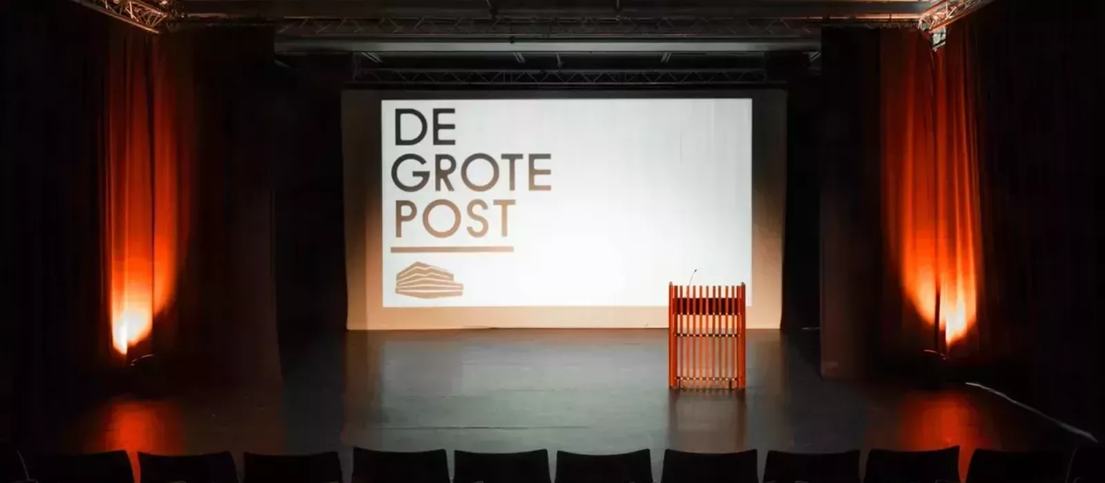Zaal Dactylo bij De Grote Post